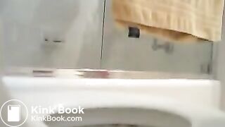 Hot Girl Pooping On The Toilet