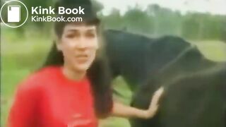 the horse shited on girl's head