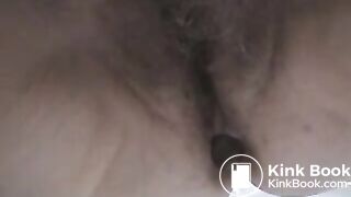 SOMEBODY'S MOM SHITTIN