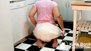 Peeprincess diaper poop in kitchen
