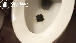 her friend helps her shit and wipe