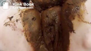 201708282130_scat_pussy