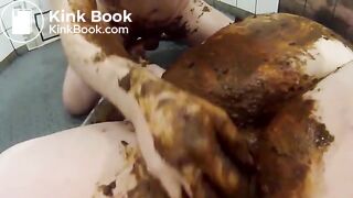 201708282130_scat_pussy