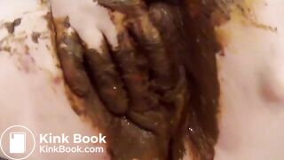 201708282130_scat_pussy