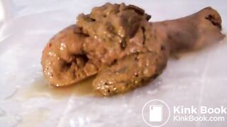 Amateur teen unloads thick long turd