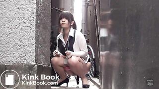 cute girl take a shit