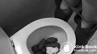 Sexy woman, HUGE dump