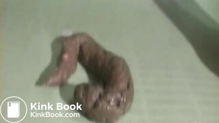 MIstressT and Delilah - green tub