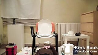 Spanish girls pooping on slave (13)