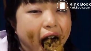 FALD5dah-Insano SUJO SCAT ELA cagando SOZINHA e COMENDO