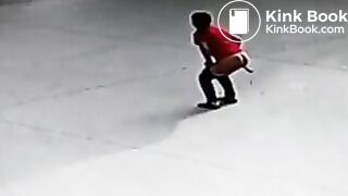 Chinese woman poops in public