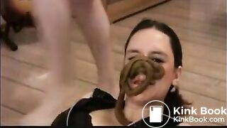 Scat smearing on her face