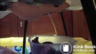 Spanish girls pooping on slave (1)