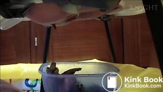 Spanish girls pooping on slave (1)