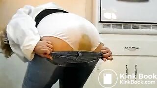 Amateur babe messy panty poop On xPee