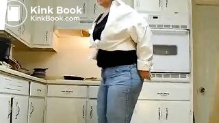 Amateur babe messy panty poop On xPee