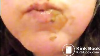 GIRL SWALLOWING SHIT IN PUBLIC BATHROOM