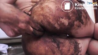 Carol Castro - Shitting in my white legging (MF-6581) (Trailer)