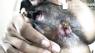 kitty catherine shits in fart chair