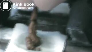 Hot girl pooping outdoor in the middle of the winter On xPee