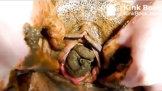 Dirty Barbara Loves Shit - COM