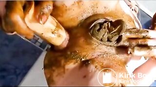 Dirty Barbara Loves Shit - COM