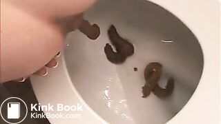 GirlPooping (24)