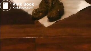 Jenniffer shiting out a huge turd