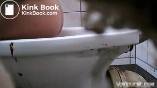 Voyeur Pooping - COM-3
