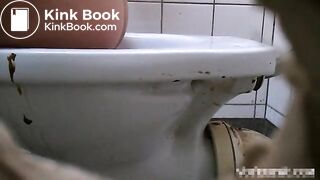 Voyeur Pooping - COM-3