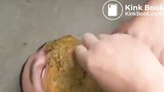 liquid shit on her slave