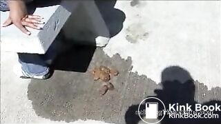 Pauline_Kisha outdoor poop