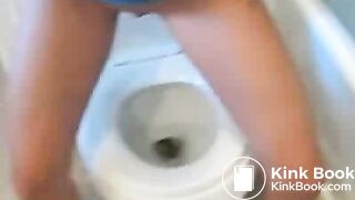 Beim Kacken und Pissen gefilmt