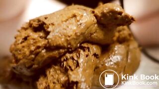 Close up shitting  LucyScat