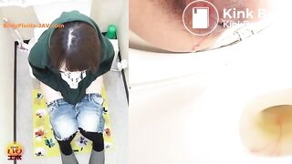 Japscat piles of poop