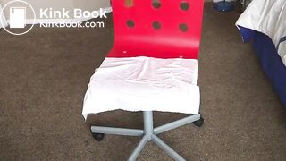 Big booty girl poops hard chunks