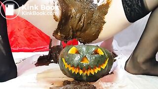 Anna Coprofield - Trick Or Treat (Clip) Shitting from pussy 1