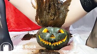 Anna Coprofield - Trick Or Treat (Clip) Shitting from pussy 1