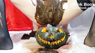 Anna Coprofield - Trick Or Treat (Clip) Shitting from pussy 1