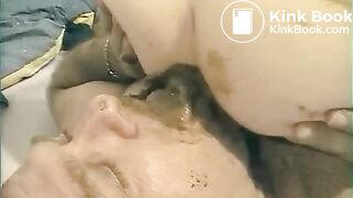 hardcore eating that amateur shit from her ass