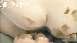 hardcore eating that amateur shit from her ass