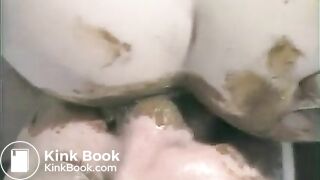 hardcore eating that amateur shit from her ass