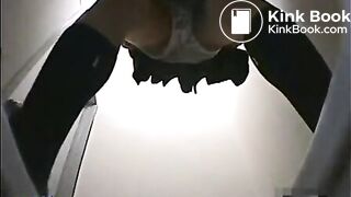 High school students in the toilet fart 5_5