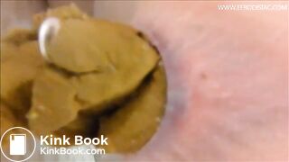 Releasing big poop in the bath