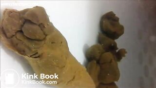 Releasing big poop in the bath