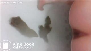 Releasing big poop in the bath
