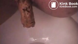 SSBBW Lalani shits a load