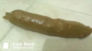 Sexy black girl pooping a long brown oneScat