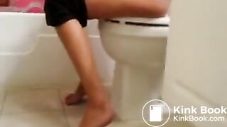 Toilet42