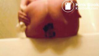 Porcelain Lilith Farting and Pooping (17)